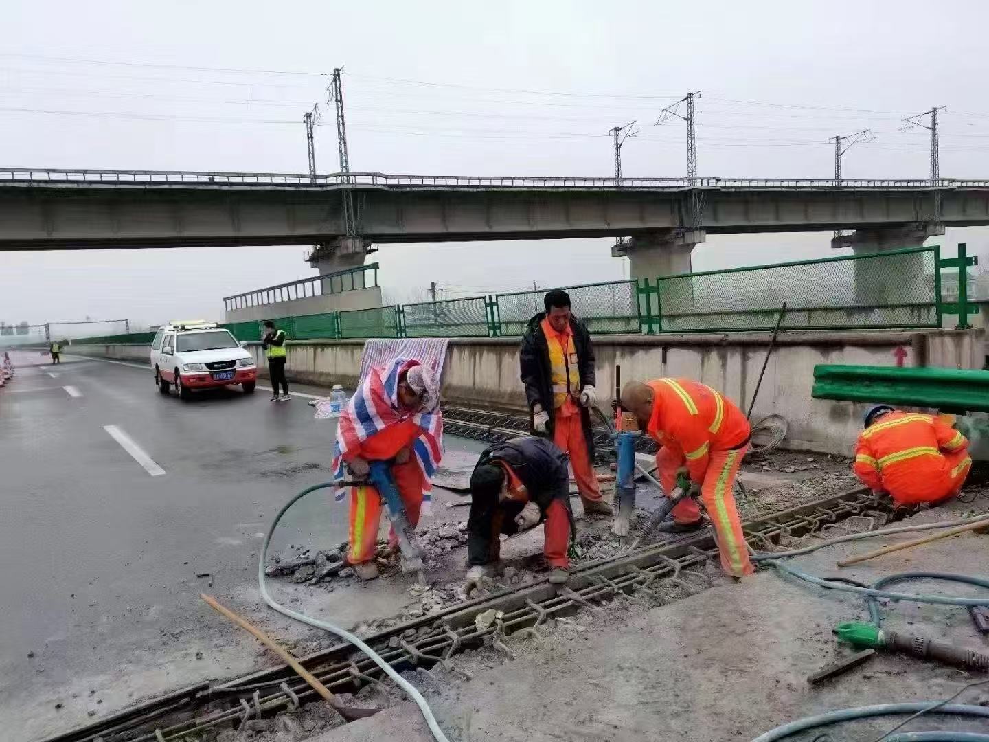 赤水桥梁伸缩缝抢修料